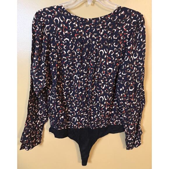 Kori America Black Leopard Print Surplice Bodysuit - M - NWT - Picture 6 of 7